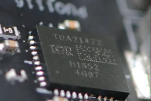 TDA21472 IC